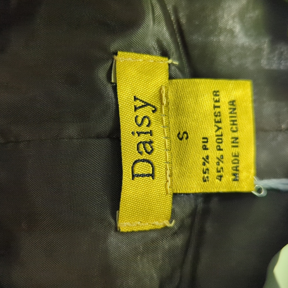 NWT Patton Puffer Cropped Vest - Picture 6 of 6